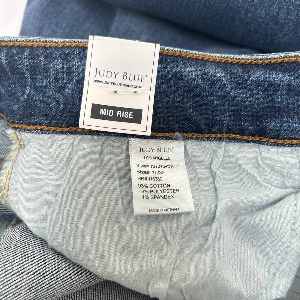 Judy Blue NWT Skinny Fit Capri Mid-Rise Denim Jeans Size 15/32 Style #72104 - Picture 4 of 7